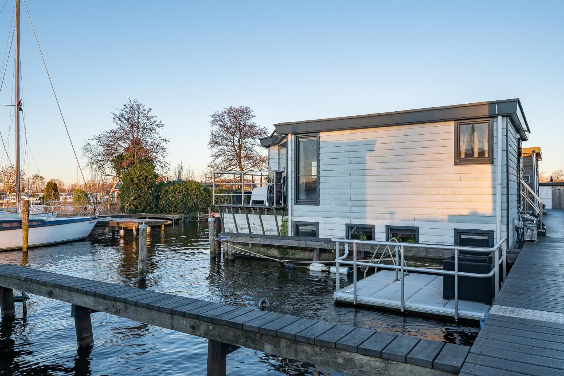 Watervillashiraz Aalsmeer Ngoại thất bức ảnh