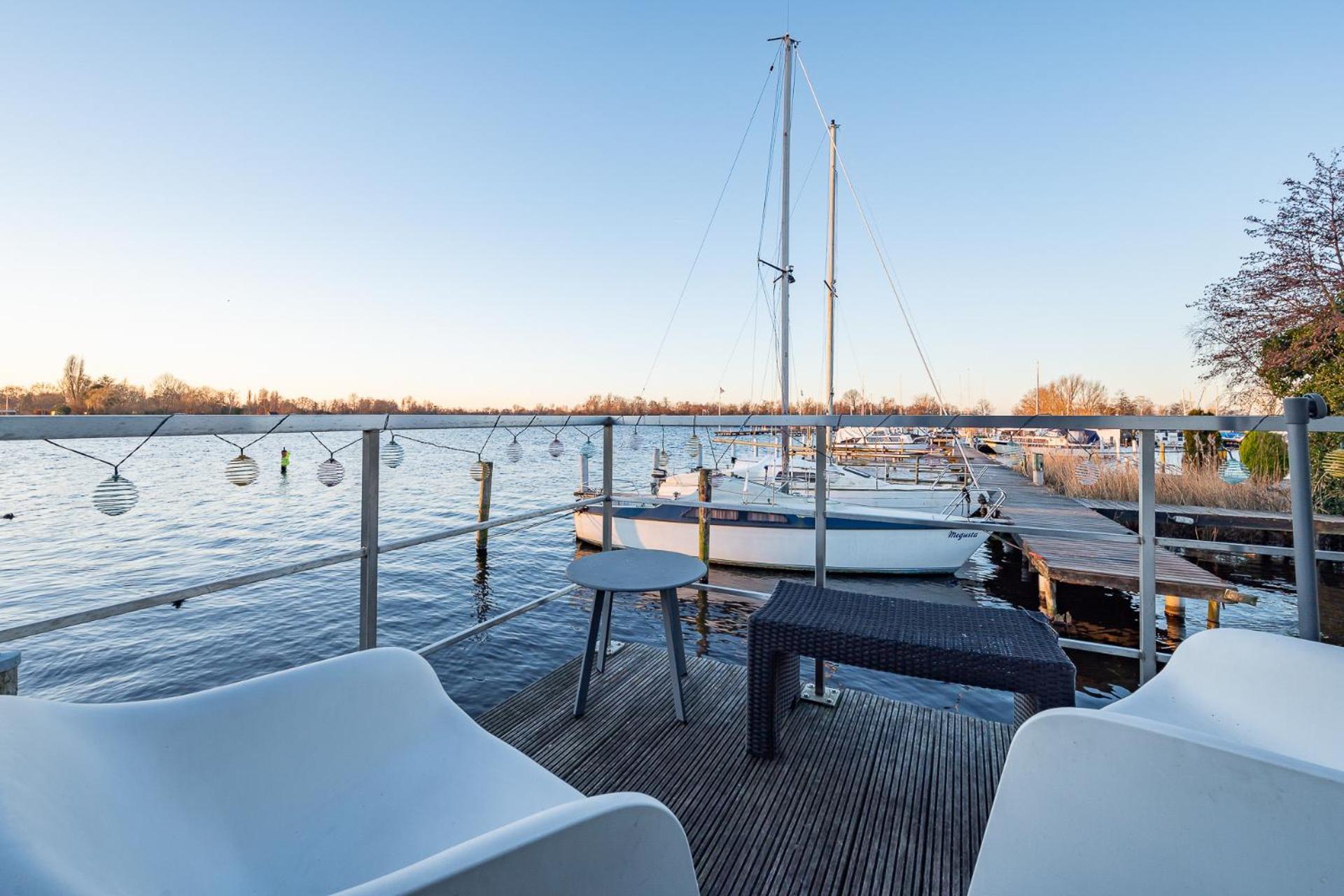 Watervillashiraz Aalsmeer Ngoại thất bức ảnh